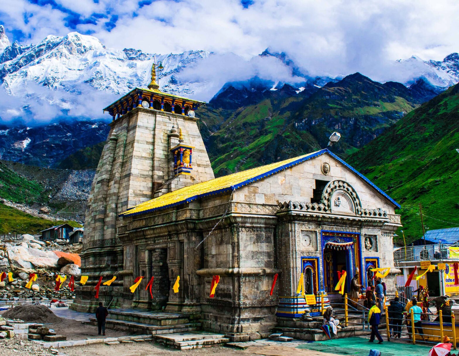 Kedarnath Yatra: धाम के लिए हेली सेवा का पहला चरण संपन्न, अब मानसून खत्म होने के बाद फिर से शुरू होगी