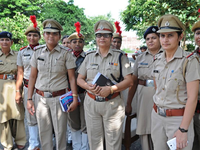 पुलिस के 5600 पदों पर भर्ती रद्द होने से युवाओं में उबाल, प्रदर्शन किया तेज
