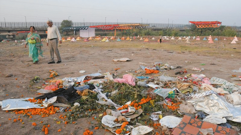 Chhath Puja over, heaps of waste dot Ghaggar banks in Panchkula